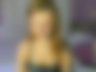 Live cam show with Rina - Blonde Hair on livesuperchat.net