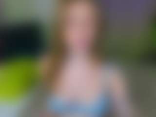 Spettacolo in cam dal vivo con Rina - Joi su Camsoda