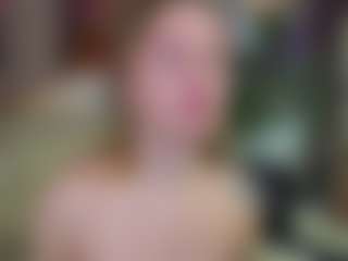 Live cam show with Rina - Striptease Teen (18+) on live.xheat.ai