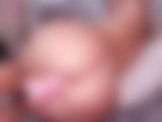 Live cam show with Lexi - Brown Hair Teen (18+) on TastyBlacksLive