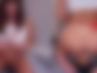 Live cam show with Lexi - Small Tits on Camsoda