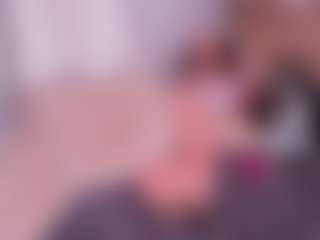 Live cam show with Lexi - Small Tits on Camsoda