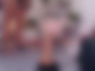 Live cam show with Lexi - Young Adult on CamClone