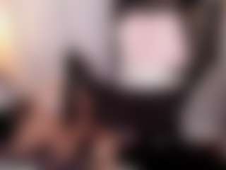 Live cam show with Lexi - BBW Shaved Pussy on SmokeAndPoke