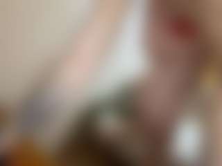 Live cam show with devil15Anna - Deepthroat on Dolls Live