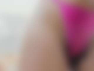 Live cam show with Ikia-Lopezz - Role Play on Camsoda