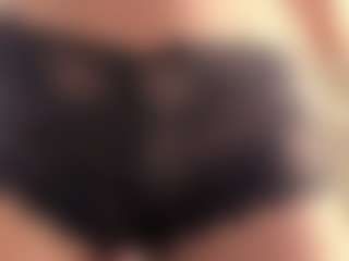 Live cam show with Ikia-Lopezz - Tittyfuck on Camsoda