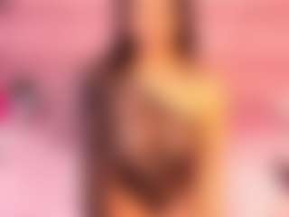 Live cam show with Janah Myers - Athletic Lush on friskycurves.com