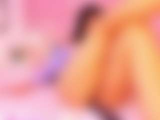 Live cam show with Janah Myers - Natural on TeamSkeetLive