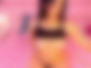 Live cam show with Janah Myers - Flashing on Mixed Magazine Live