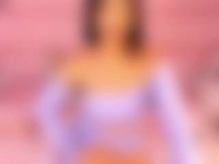 Live cam show with Janah Myers - Smoking on CamwithHer