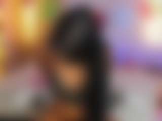Live cam show with Liah-Cleir - Shaved Pussy on sexylive.show