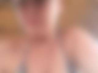 Live cam show with HORNY_BIG_ASS - Strip on madthumbs