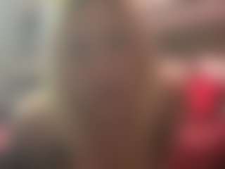 AvaMaeXoXo's Live Sex Cam Show