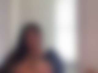Live cam show with Nixxole - Girly on Dare Cams