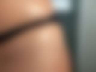 Nixxole's Live Sex Cam Show