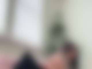 Live cam show with Nixxole - Nora on Camsoda