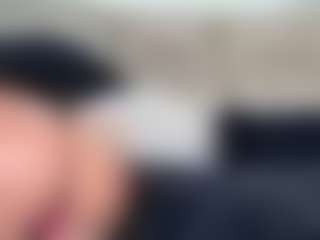 Live cam show with Nixxole - Senior on Camsoda
