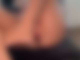 Nixxole's Live Sex Cam Show