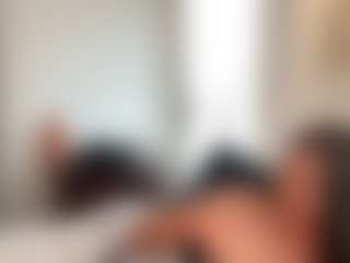 Live cam show with Nixxole - Deepthroat on Camiplay Live