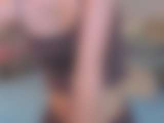 Live cam show with Carol - Upskirt on madthumbs