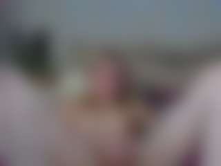 Live cam show with Carol - Upskirt on Camming Site