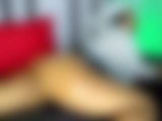Live cam show with Euphoria - Black Petite on Hubzter Live