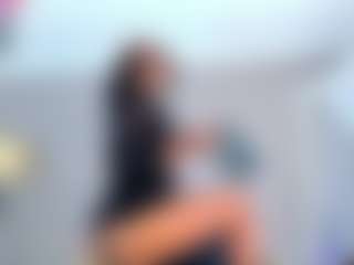Live cam show with NAOMY COOPER - Big Ass on wildcum.com