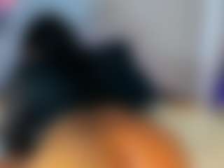 Live cam show with NAOMY COOPER - BBW Squirt on TeamSkeetLive