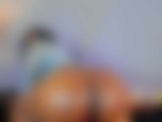NAOMY COOPER's Live Sex Cam Show