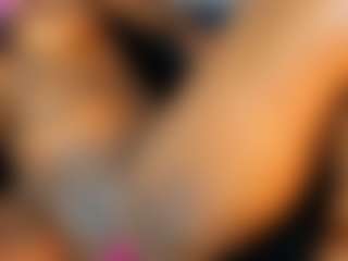 Live cam show with NAOMY COOPER - Black Young Adult on Fling VIP Chat