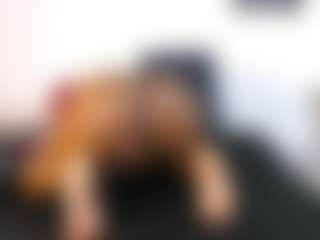 NAOMY COOPER's Live Sex Cam Show