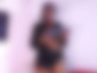 Live cam show with NAOMY COOPER - Public Black on googirlz
