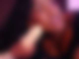 Spettacolo in cam dal vivo con NAOMY COOPER - Erotic Dance su Camsoda