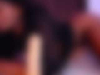 Live cam show with NAOMY COOPER - Black Shaved Pussy on Dolls Live