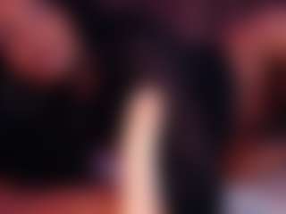 Show de cam en vivo con NAOMY COOPER - Public Curvy en Camsoda