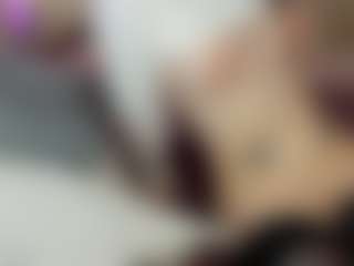 Naughty_Cherry's Live Sex Cam Show