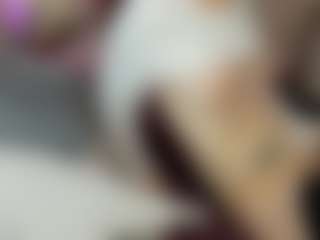 Live cam show with Naughty_Cherry - Big Balls on TottyGirls