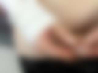 Naughty_Cherry's Live Sex Cam Show