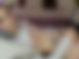 Live-sekscamshow van Naughty_Cherry