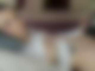 Live cam show with Naughty_Cherry - Brown Hair on Dare Cams