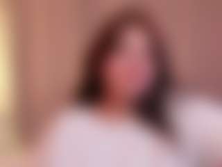Live cam show with Annette - Suck on madthumbs