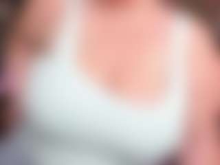 Live cam show with Annette - Public on Camsoda