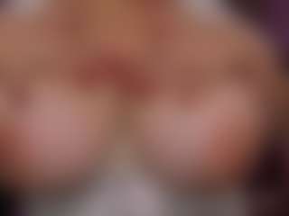Live cam show with Annette - Brown Hair Teen (18+) on Stripli.com