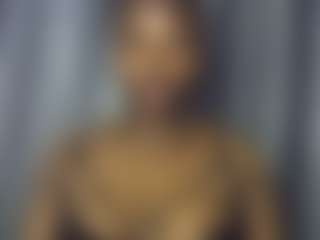 Freakybrula's Live Sex Cam Show