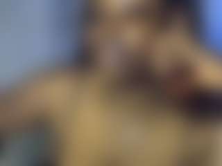 Live cam show with Freakybrula - Ebony Toys on Hubzter Live