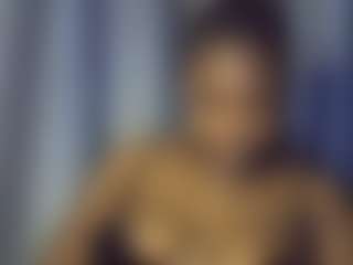 Live cam show with Freakybrula - Messy on Chatstar