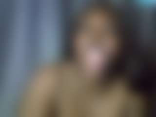 Freakybrula's Live Sex Cam Show