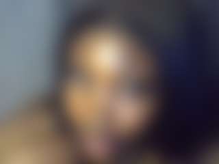 Freakybrula's Live Sex Cam Show