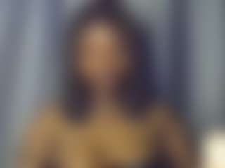Live cam show with Freakybrula - Black Small Tits on luckytryst.com